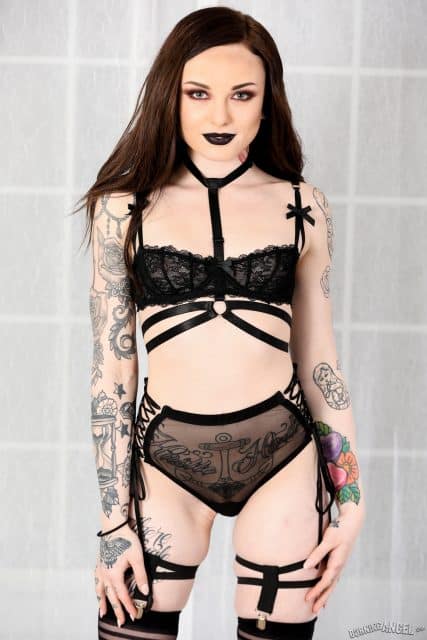 Chloe Solo Black Porn - Chloe Carter - Popular Tattooed Porn Star & Model | XXX Bios