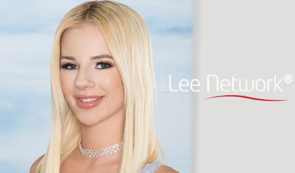 Bella Elise Rose is very pretty in a promotional photo for Lee Network | XXXBios Bella Elise Rose biography