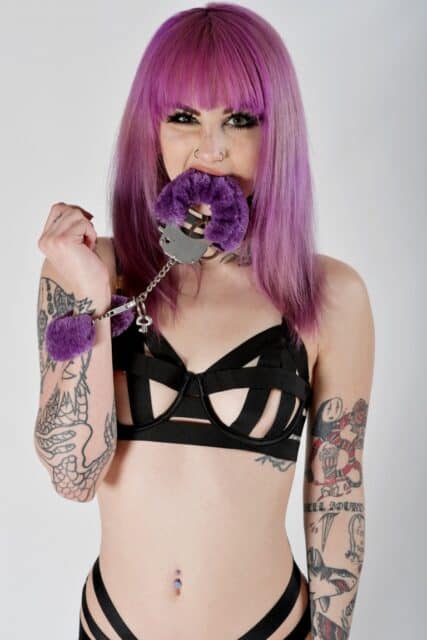 Val Steele XXXBios - Hot all natural petite alt porn star Val Steele showing off her tattoos in sexy black bra and panties with purple furry cuffs and black platform high heels boots - Hussie Pass Val Steele porn pics sfw