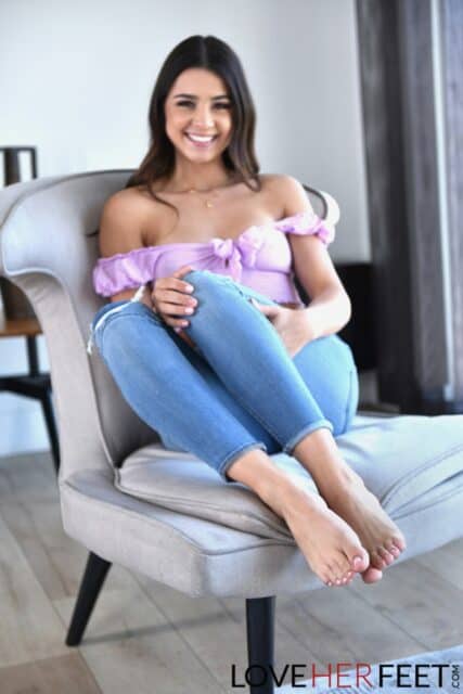 Kylie Rocket XXXBios - Hot all natural brunette petite teen Latina pornstar Kylie Rocket in sexy purple top and jeans with barefeet - Love Her Feet Kylie Rocket porn pics sfw