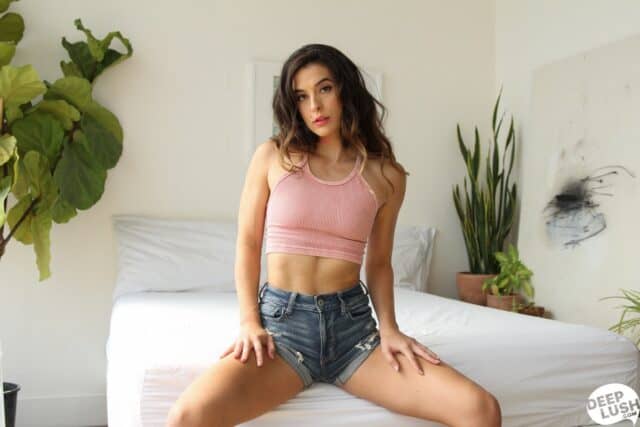 Abbie Maley XXXBios - Petite athletic brunette all natural pornstar Abbie Maley in sexy pink vest top and denim booty shorts with barefeet - Deep Lush Abbie Maley porn pics sfw
